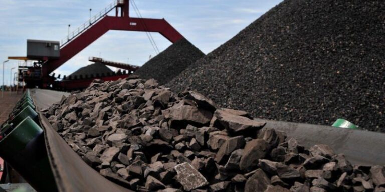 UMK announces reduction in Manganese production