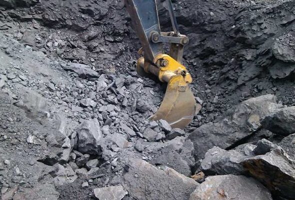 Lindi Jumbo Graphite Mine Progresses Despite Shipping delays