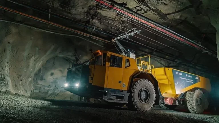 Battery-electric trolley truck deployed in Swedish underground mine