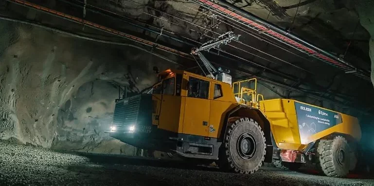 Battery-electric trolley truck deployed in Swedish underground mine