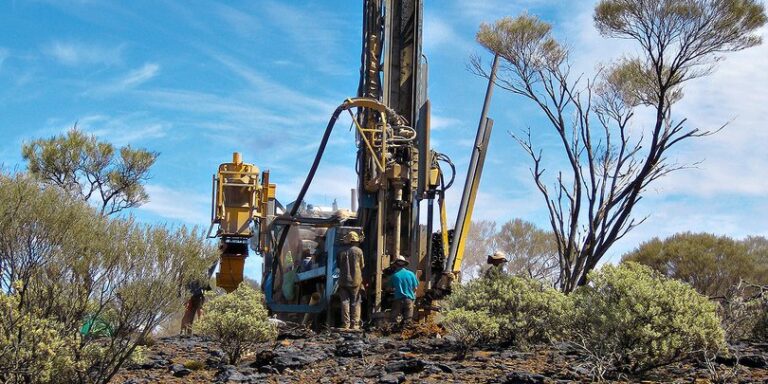 Element 25 Advances Butcherbird Manganese Project Toward Construction in Western Australia