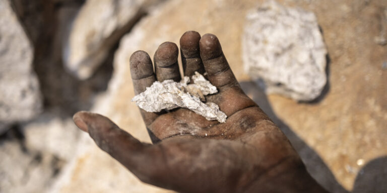 Chinese Embassy Warns Investors Over Zimbabwe’s Tightened Mineral Export Rules