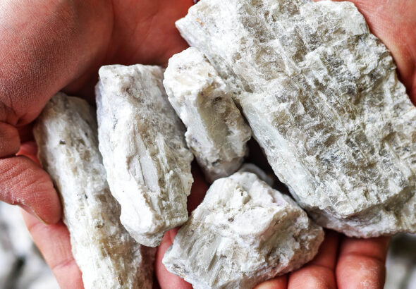 lithium-mine_McDermitt-Caldera_1-5-trillion-dollars_1m