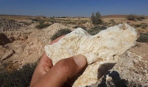 Askari Metals Confirms Significant Polymetallic Potential at Uis Project Following Strong Assay Results