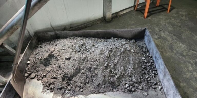 Blencowe Confirms Strong Graphite Continuity at Beehive Deposit in Uganda