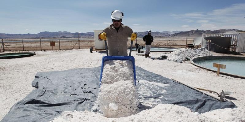 Lithium and PGMs Drive Zimbabwe’s Mineral Sales to Record First-Quarter Growth