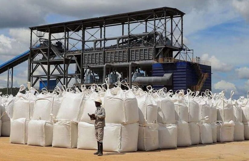 Zimbabwe Attracts Nearly $1 Billion in Lithium Processing Investments After Export Ban