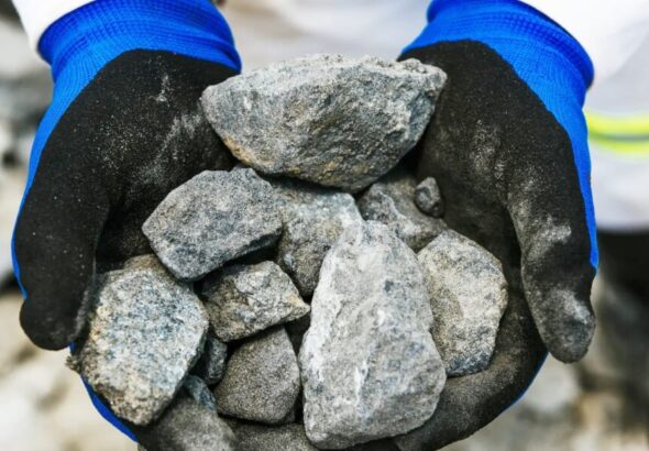 South Africa Risks Missing Critical Minerals Boom as Investors Eye Faster-Moving African Markets