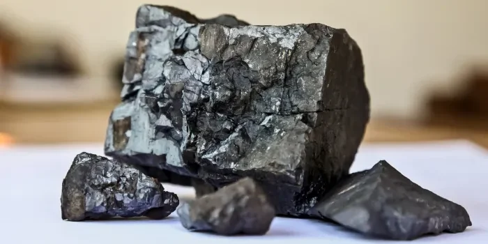 Element 25 Secures Long-Term Manganese Offtake Deal with OM Materials