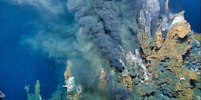 US and China Turn to Deep-Sea Mining as Africa’s Critical Minerals Face New Competitionf