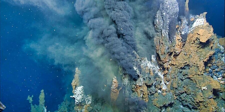 US and China Turn to Deep-Sea Mining as Africa’s Critical Minerals Face New Competitionf